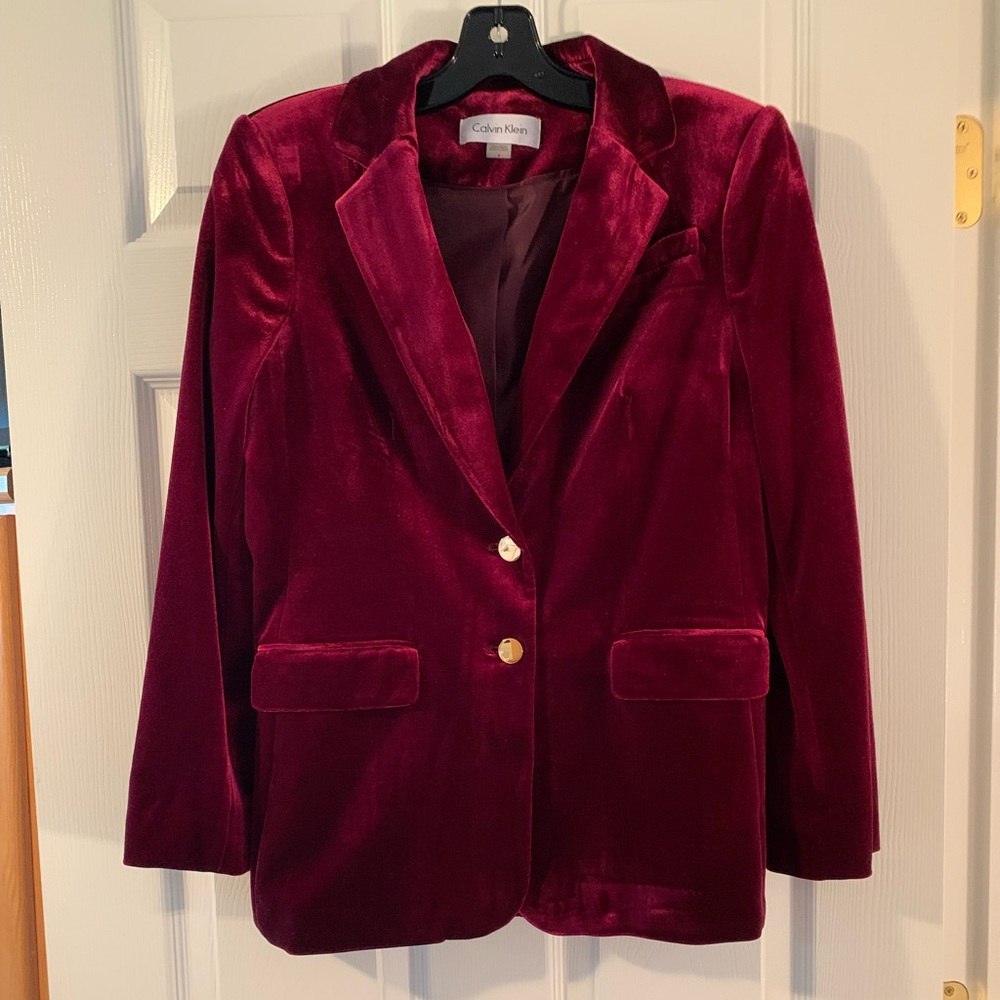Calvin Klein, Burgendy Valour Blazer NWOT